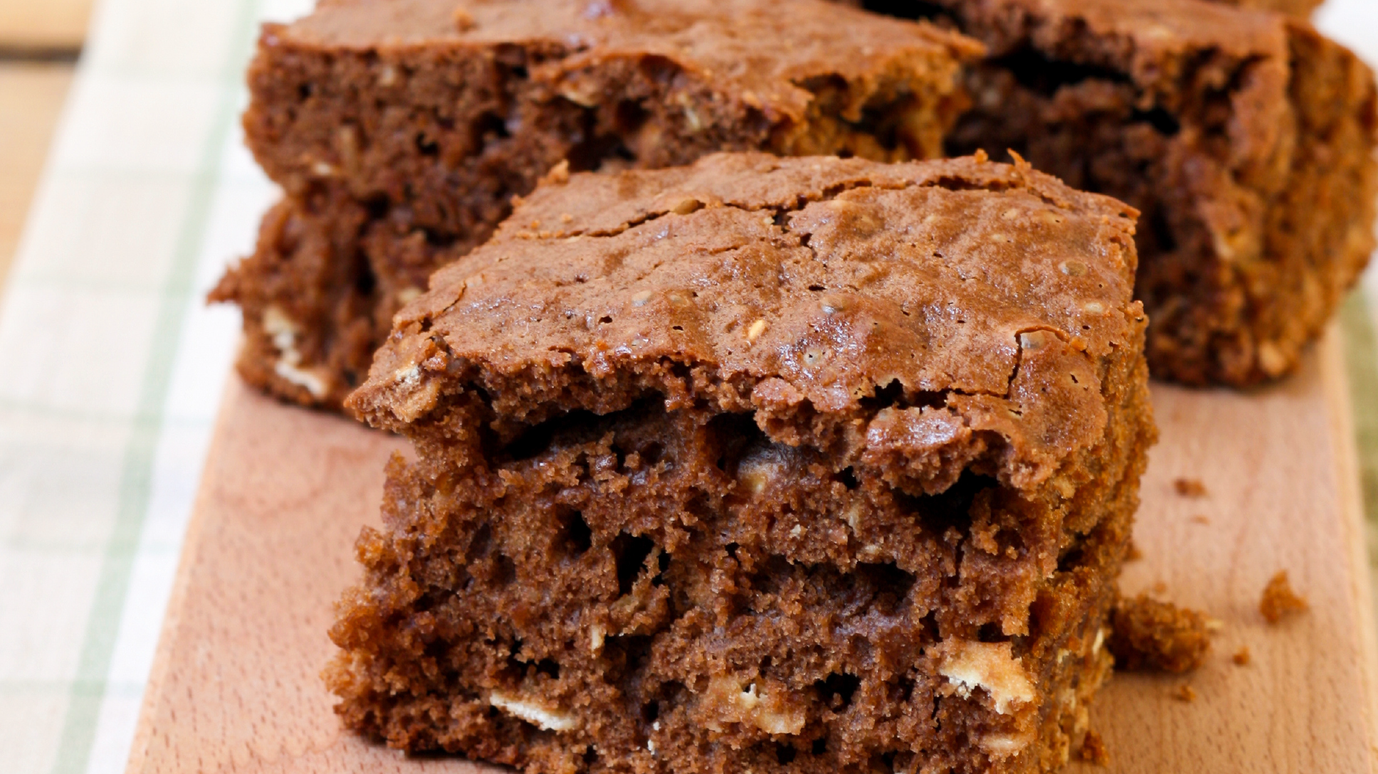 Choc Fudge Protein Oat Slices